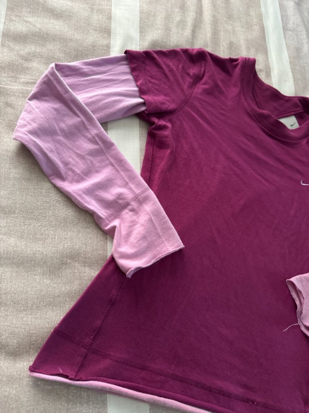 EUC Nike Burgundy Pink Layered Long Sleeve Top Sz S - Picture 5 of 8